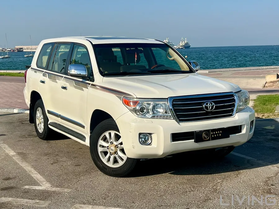 تويوتا لاند كروزر VXR 2015 — QatarLiving